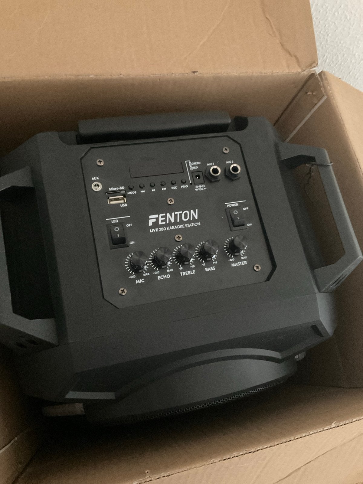 Fenton LIVE280 Karaoke Station - een keer gebruikt, Ophalen, Zo goed als nieuw, Complete set