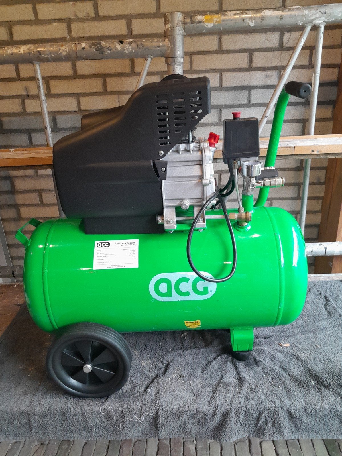 compressor  van ACG, Minder dan 25 liter, Ophalen, Zo goed als nieuw