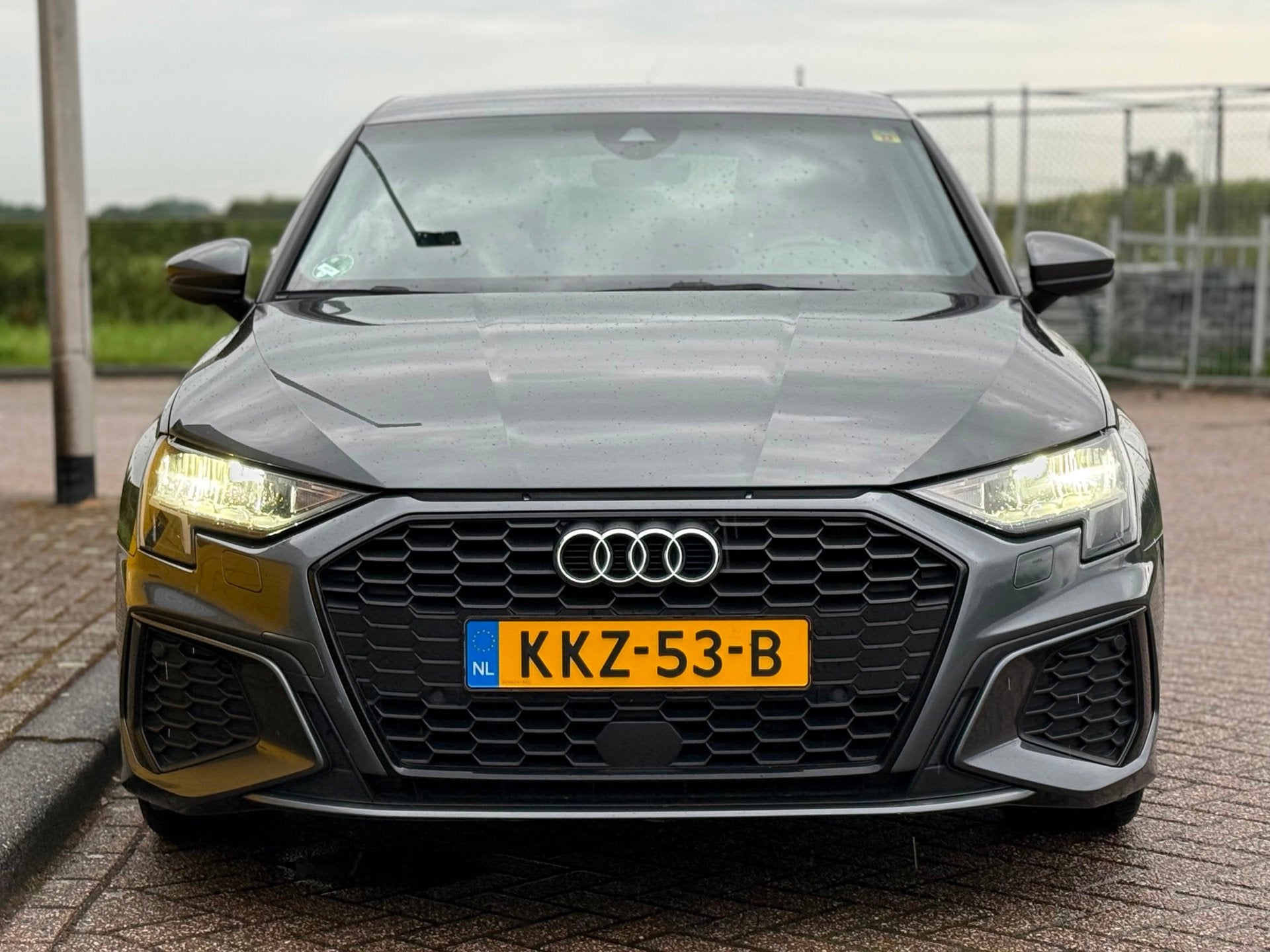Audi A3 SPORTBACK 30 TFSI S-Line edition Virtual LED Leer La, Auto's, Gebruikt, Leder, Bedrijf, 19 km/l