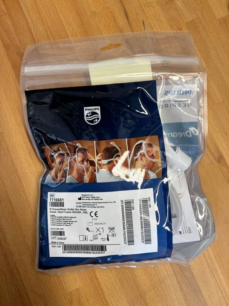 Philips DreamWear Under the Nose Nasal Mask - Maat M, Ophalen of Verzenden, Nieuw