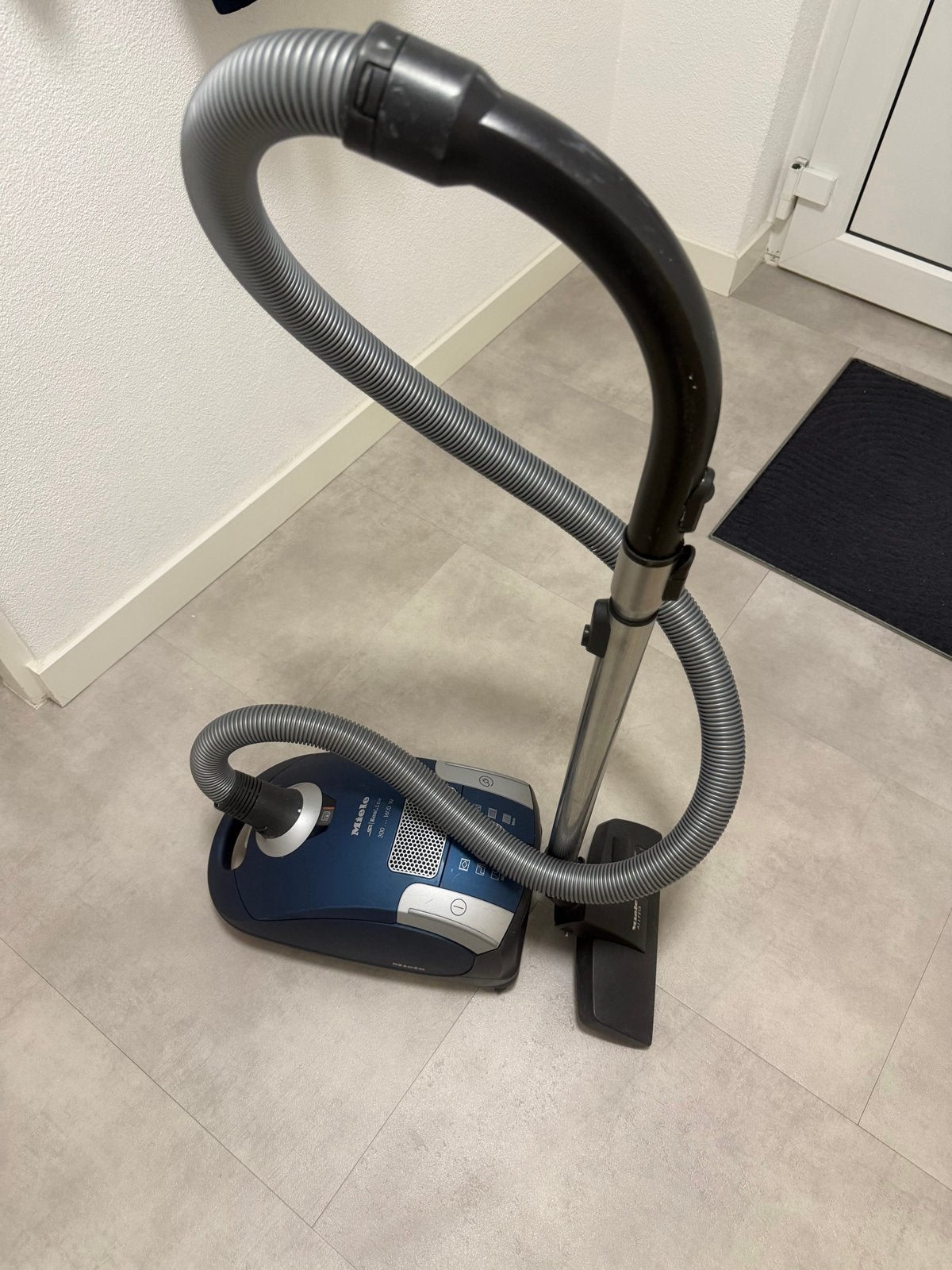 Miele S4 EcoLine Stofzuiger - Krachtig en Betrouwbaar, Stofzak, Gebruikt, Ophalen of Verzenden, Miele