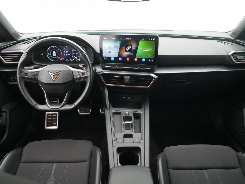 Cupra León