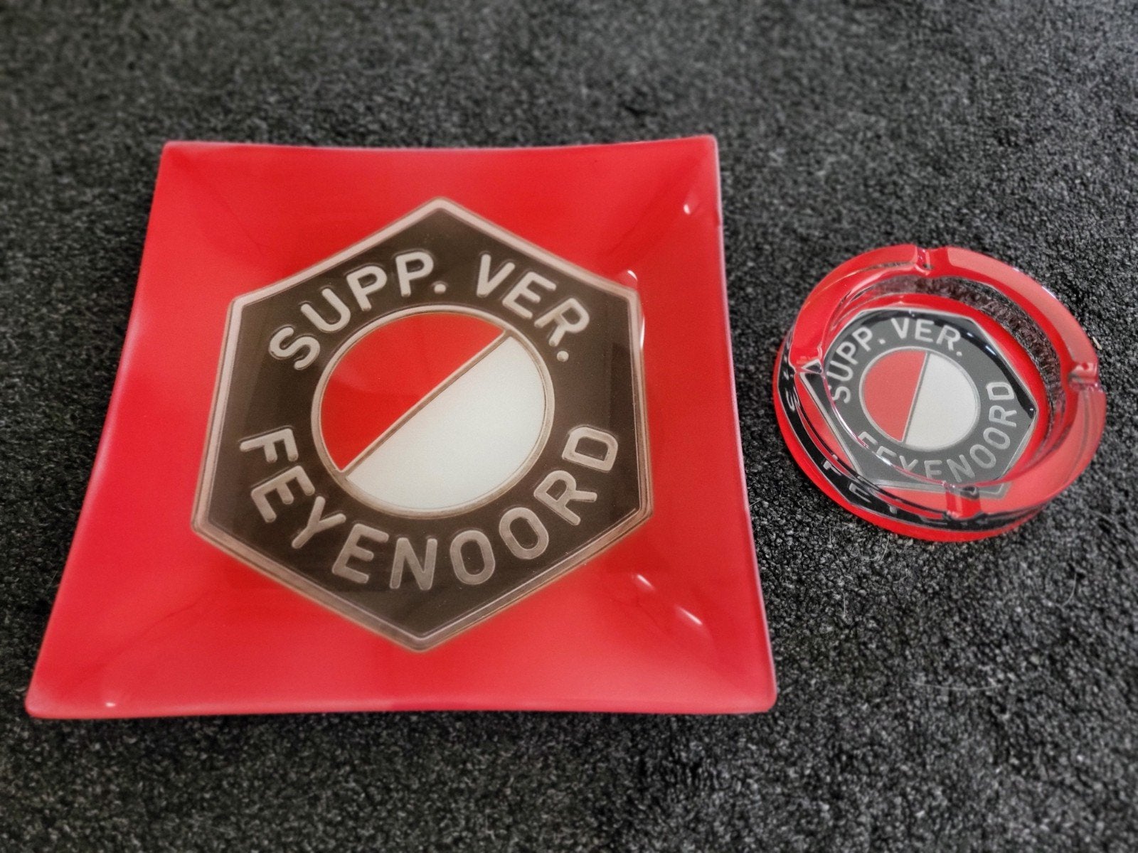 schaal en asbak van oud feyenoord helemaal piefijn, Verzenden, Zo goed als nieuw, Feyenoord, Overige typen