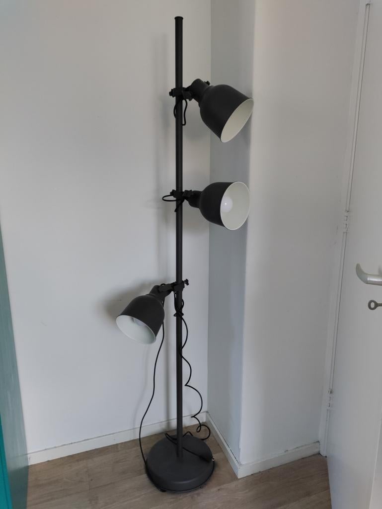 Ikea staande lamp te koop, Ophalen, Zo goed als nieuw, 150 tot 200 cm