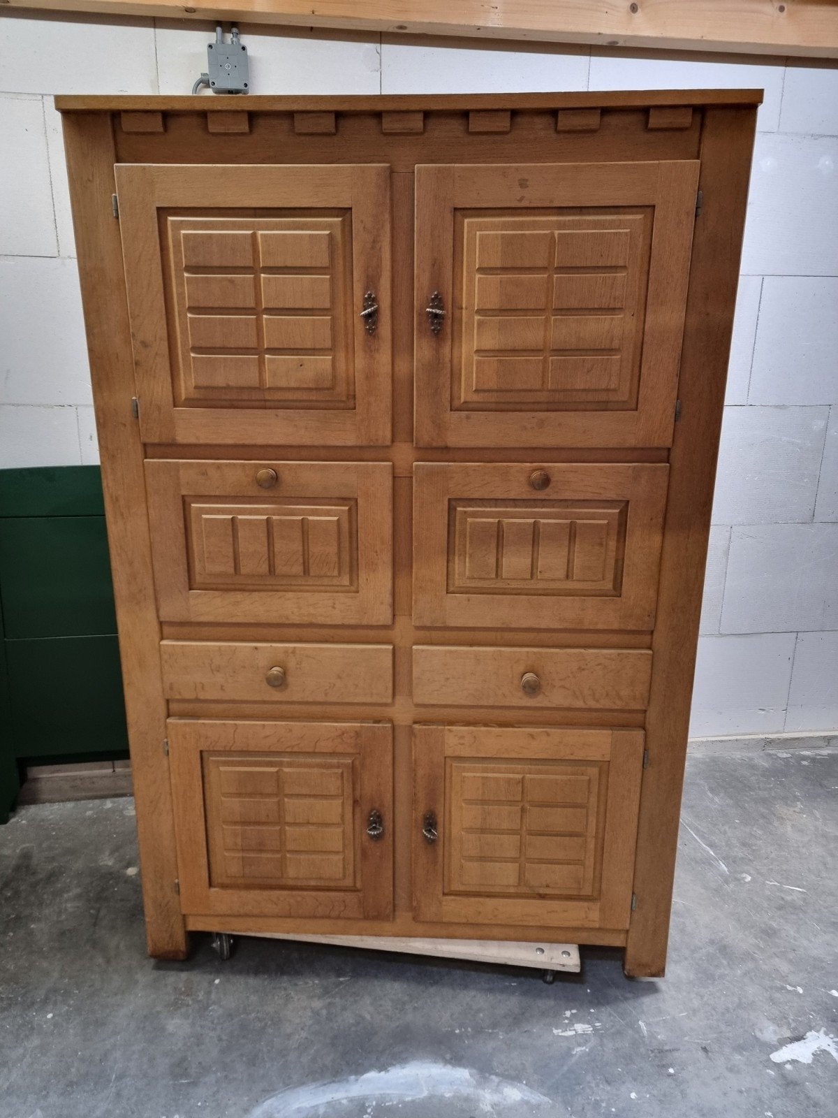 Eikenhouten kast 180x120x36 cm – leuk opknapproject, Ophalen of Verzenden