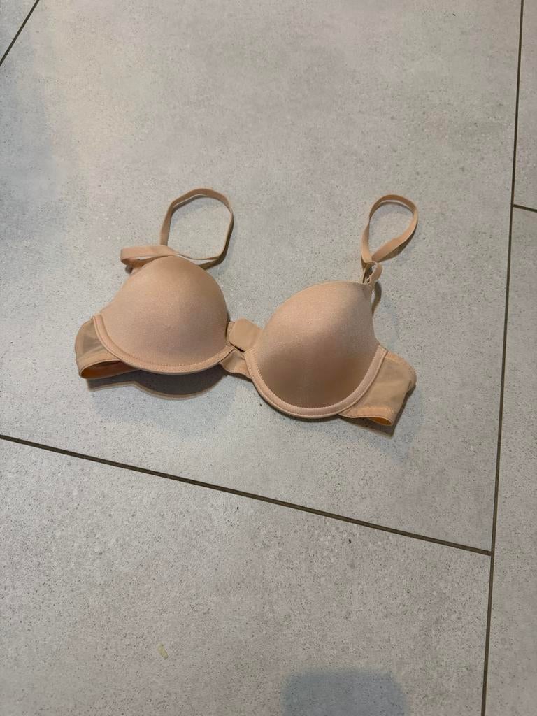 Primark T-shirt BH - Maat 75C - Huidskleur, Kleding | Dames, Ondergoed en Lingerie, Ophalen of Verzenden, Beige, BH