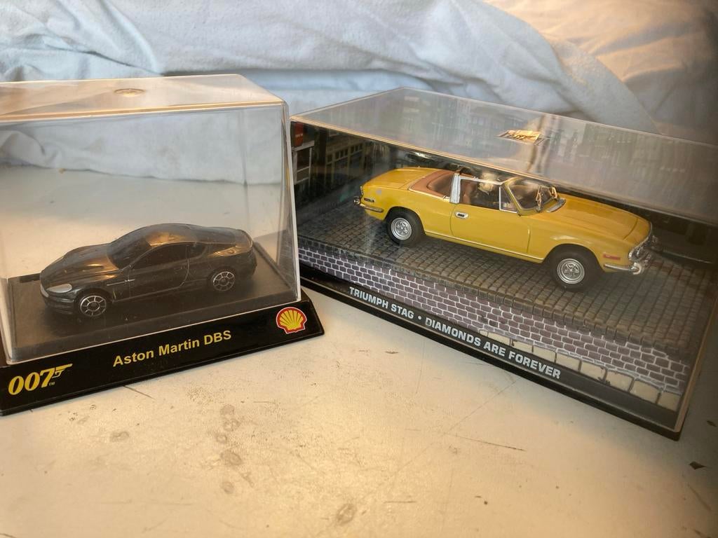 Triumph Stag en Aston Martin DBS modelauto's, Ophalen of Verzenden, Gebruikt, Auto, Overige merken