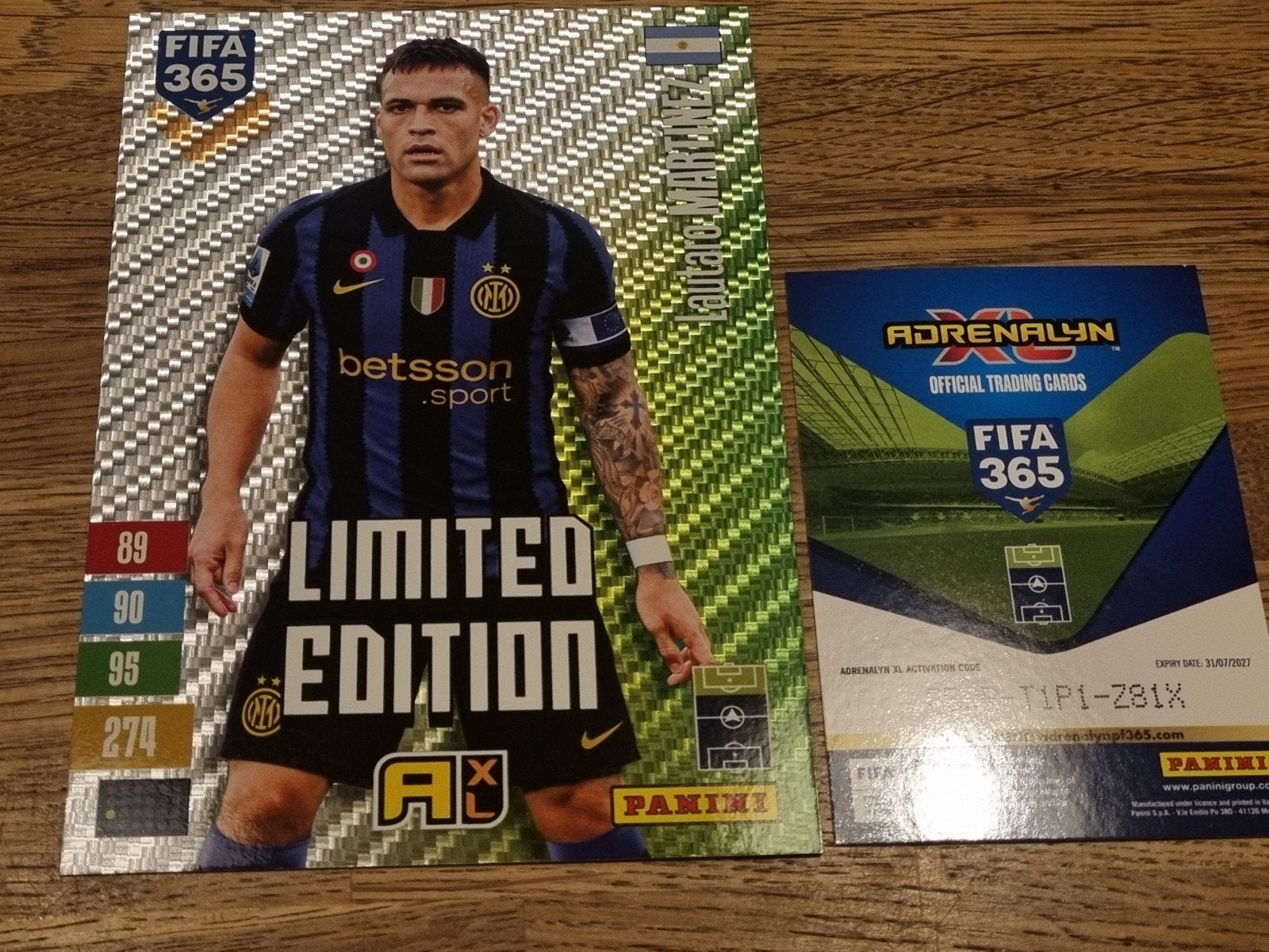 Panini Adrenalyn xl Fifa 365 2027 XXL Limited Martinez, Ophalen of Verzenden, Zo goed als nieuw, Plaatje