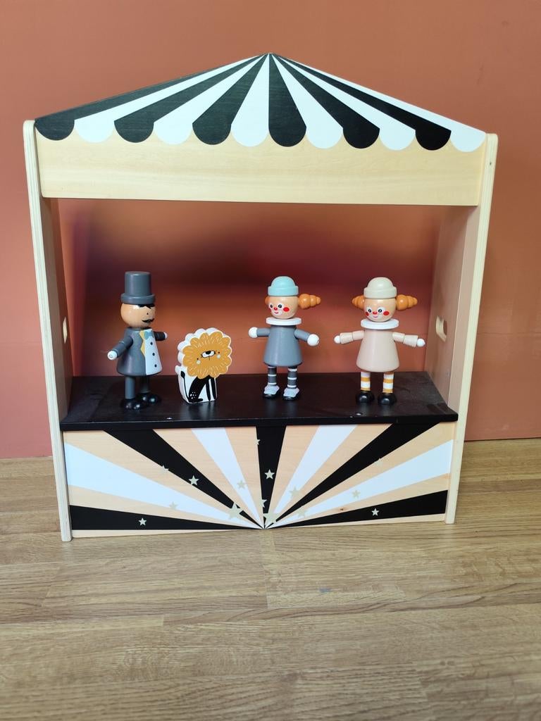 Petite Amélie Houten Poppenkast / Circus Theater, Kinderen en Baby's, Speelgoed | Overig, Ophalen of Verzenden, Zo goed als nieuw