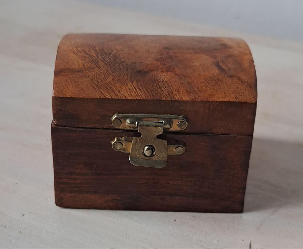 Klein houten sieraden doosje, Ophalen of Verzenden, Minder dan 50 cm, Minder dan 50 cm, Minder dan 50 cm