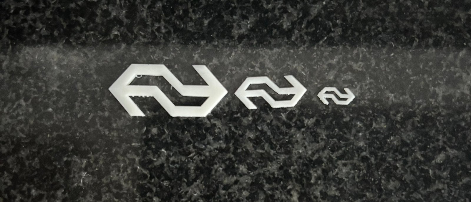 Resin nederlandse spoorwegen NS logo reclame borden set, Verzenden, Nieuw, Gelijkstroom of Wisselstroom, Overige merken