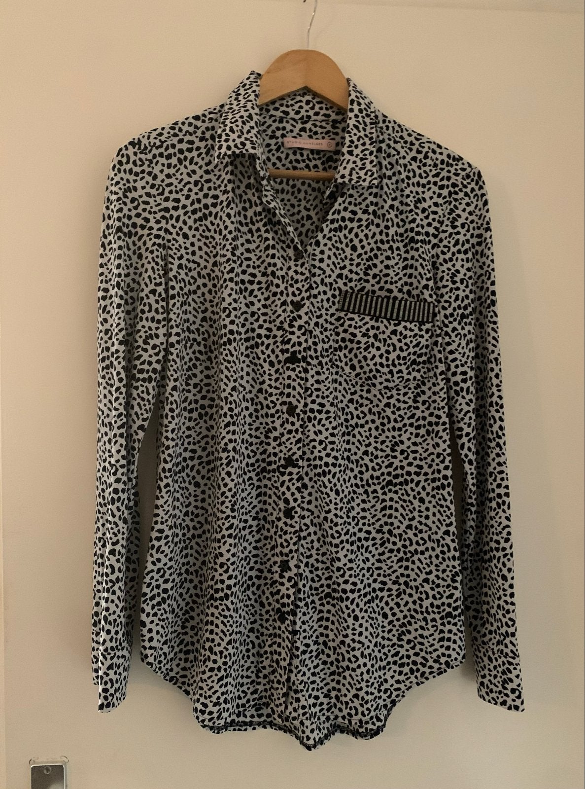 Studio Anneloes blouse maat M met luipaardprint, Verzenden, Zo goed als nieuw, Maat 38/40 (M), Zwart