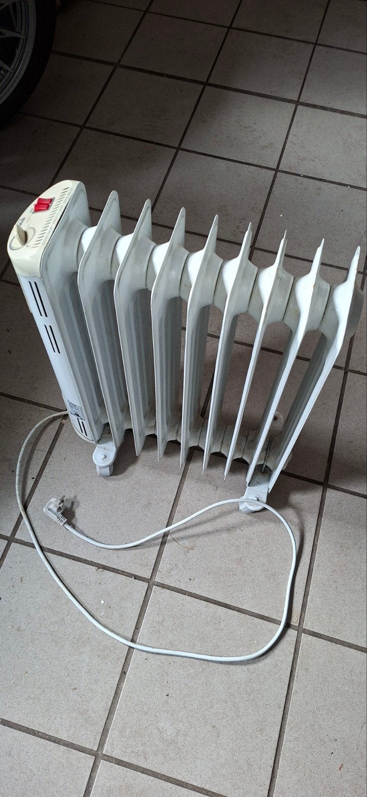 EWT Oliegevulde Radiator NOC 902 TLS III - 2000W, Ophalen, 30 tot 80 cm, Gebruikt, Radiator
