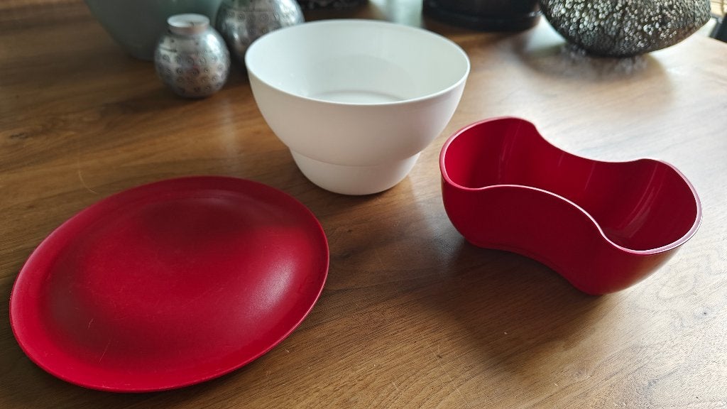 Pistachenoten bakje tupperware, Ophalen of Verzenden, Zo goed als nieuw, Rood, Bak of Kom
