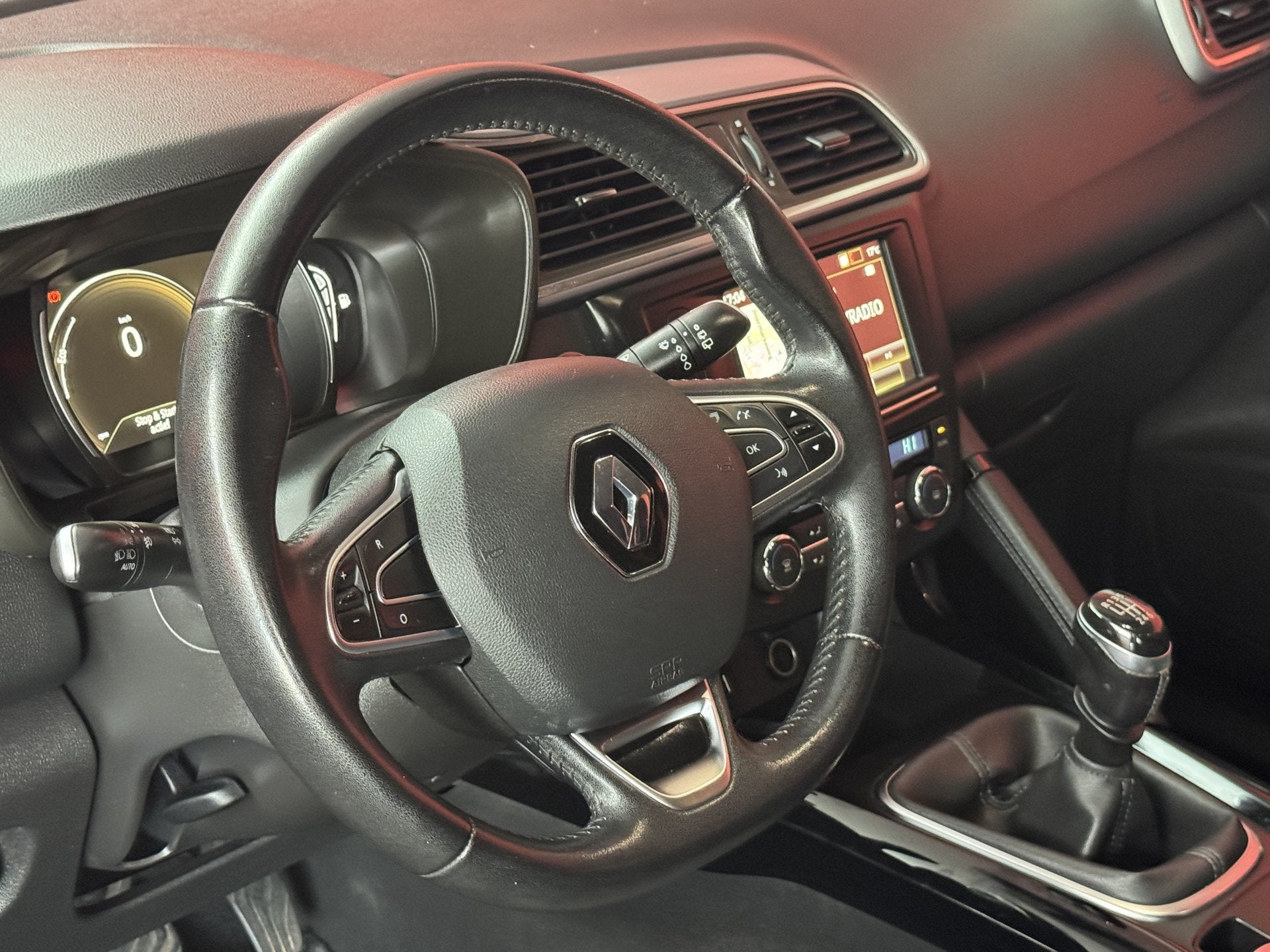 Renault Kadjar 1.2 TCe Zen | Cruise Control | Navigatie | Tr, Voorwielaandrijving, Kadjar, Stof, Gebruikt
