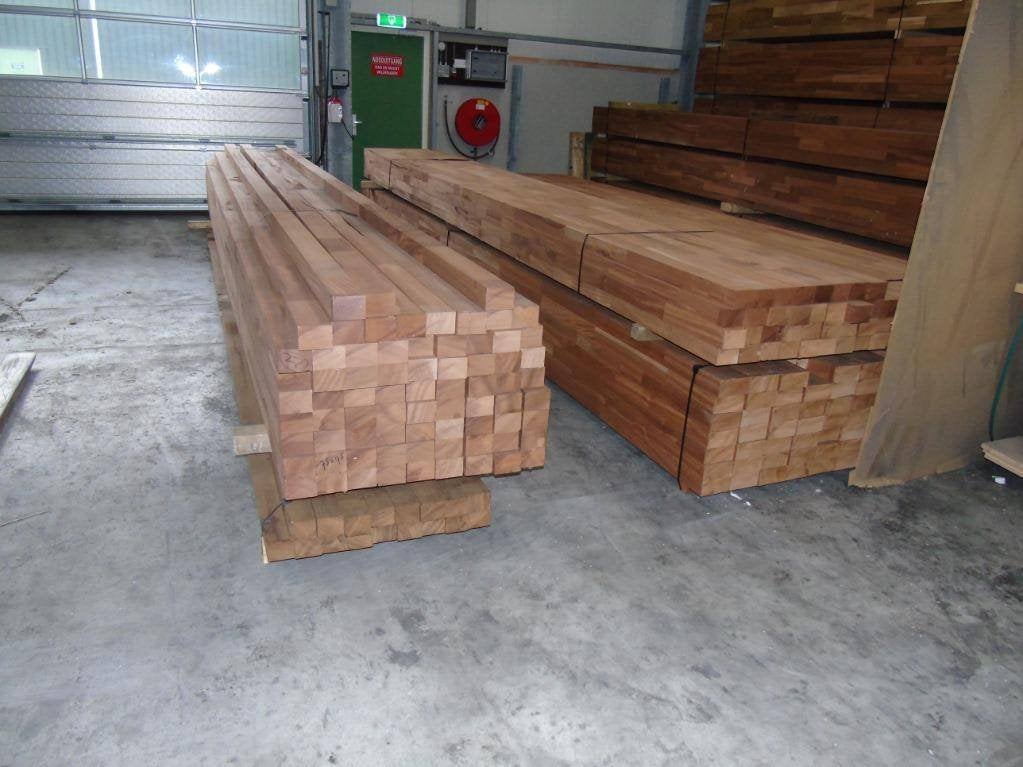 Sapeli/Mahonie gevingerlast kozijnhout, Ophalen, Minder dan 25 mm, Nieuw, Plank