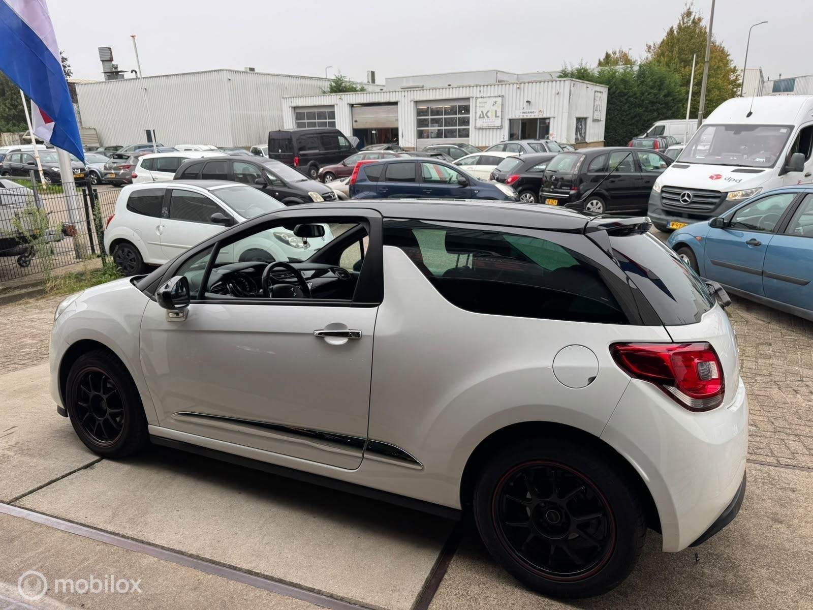 Citroen DS3 1.6 VTi So Chic, Auto's, Euro 5, 15 km/l, Gebruikt, 4 cilinders