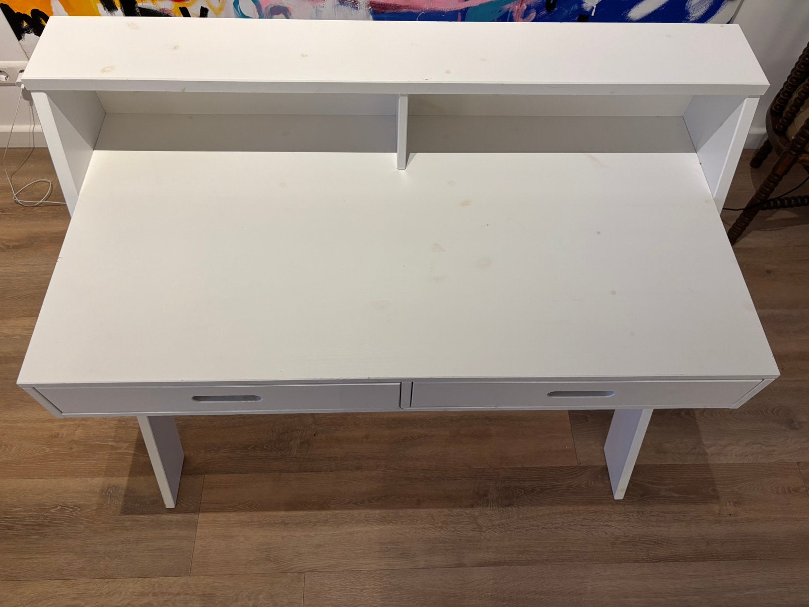 Bureau Woood, Ophalen, Zo goed als nieuw