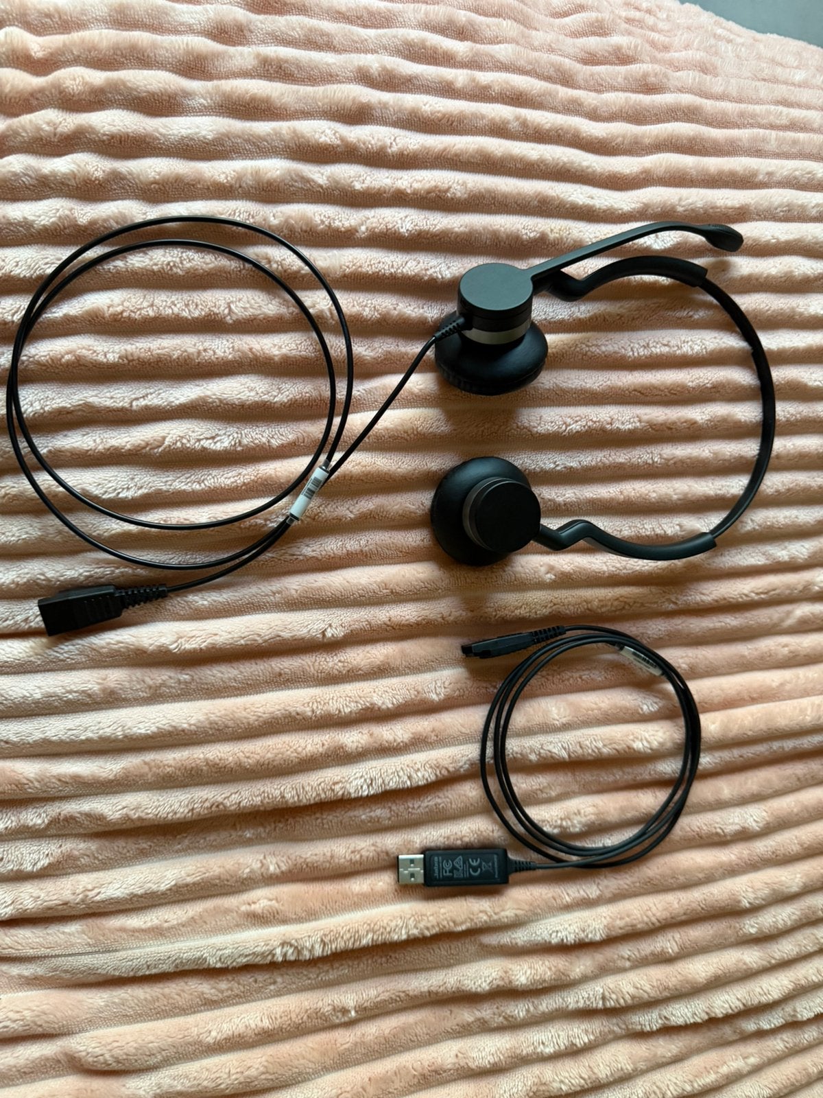 Jabra headphone met verloopkabel, Computers en Software, Headsets, Ophalen of Verzenden, Nieuw, Bedraad, Over-ear
