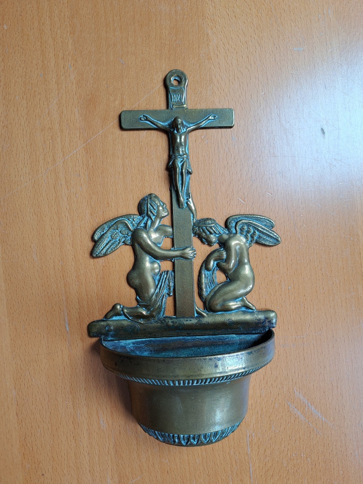 Antiek Bronzen Wijwaterbakje met Engelen en Kruisbeeld, Antiek en Kunst, Ophalen