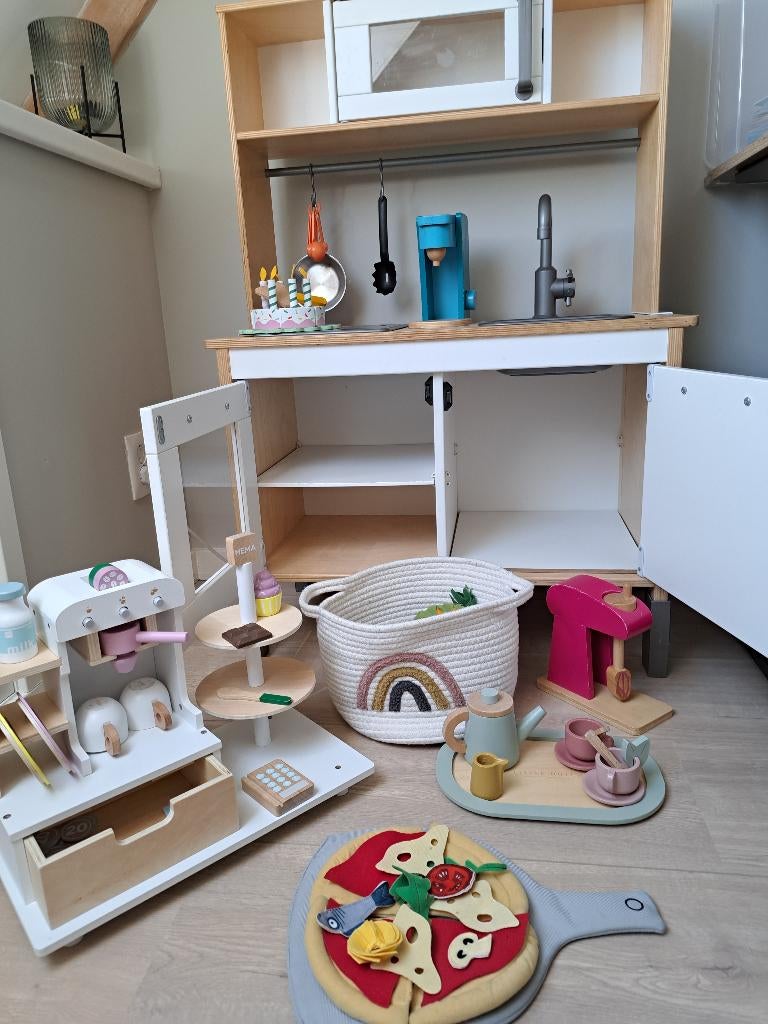 Speelkeuken met toebehoren, Ophalen, Gebruikt, Hout, Speelkeuken