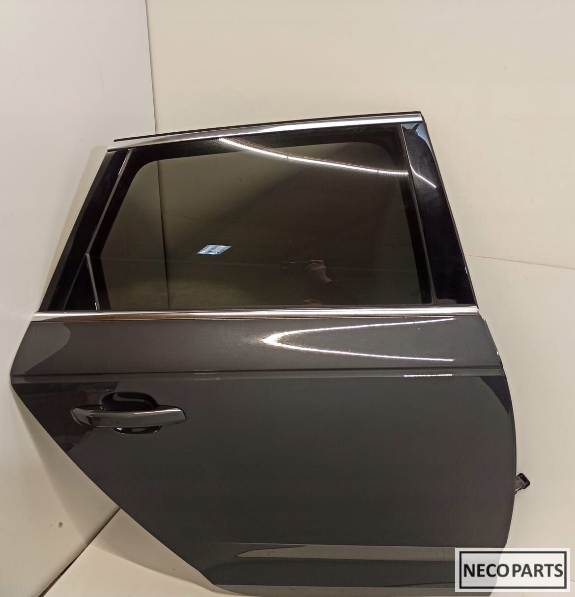 AUDI A4 B9 PORTIER PORTIEREN DEUR ORGINEEL, Gebruikt, -, -, -