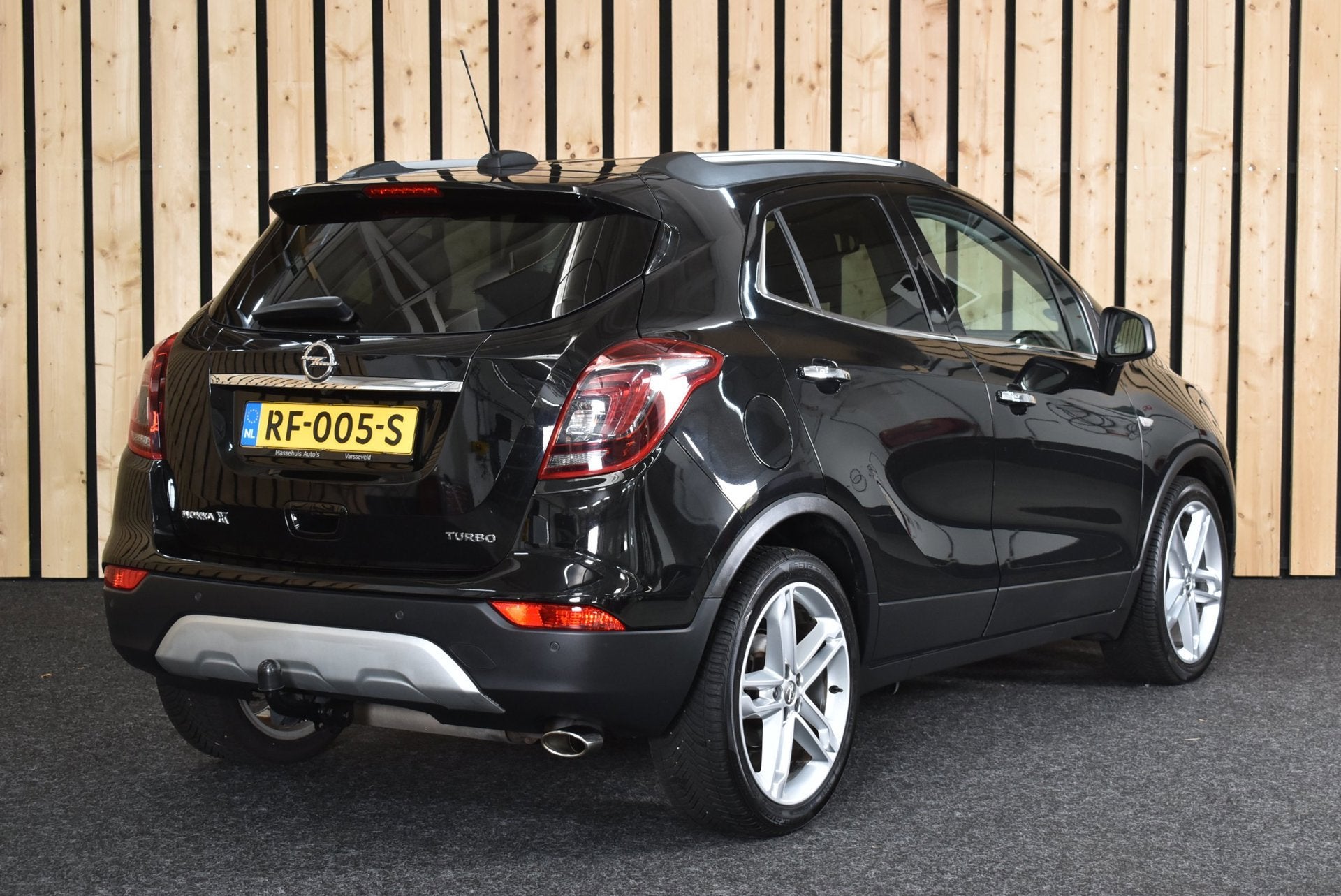 Opel Mokka X 1.4 Turbo Innovation 140 pk Trekhaak Carplay Pa, Voorwielaandrijving, Gebruikt, Euro 6, Zwart