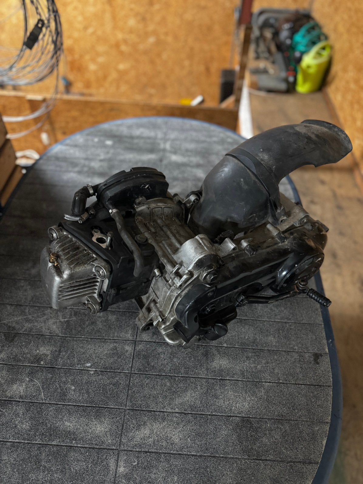 Piaggio 4t 2v blok - Lopend gedemonteerd, Ophalen, Zo goed als nieuw, Blok, Piaggio
