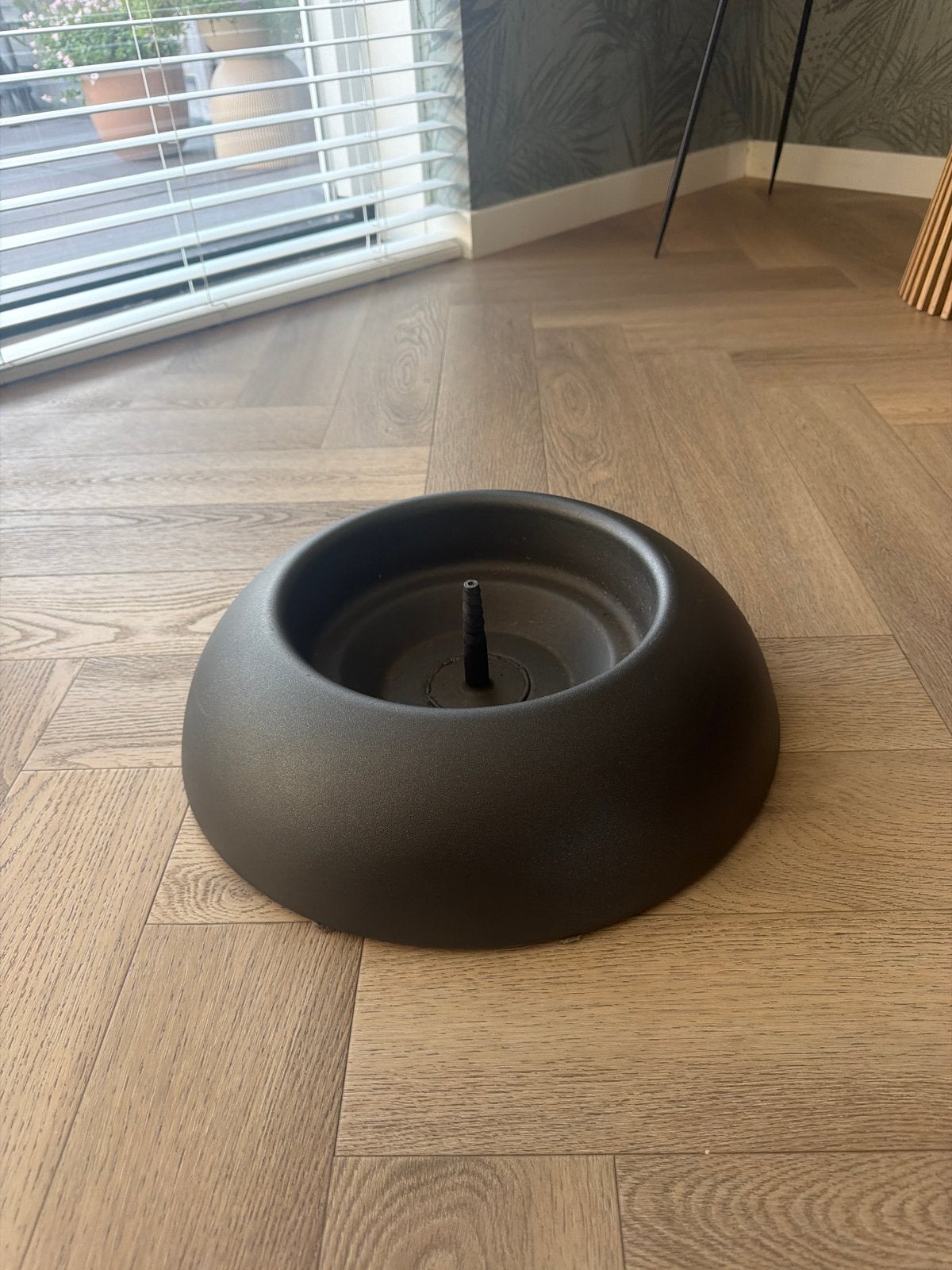 Kerstboomstandaard mat zwart/antraciet, Ophalen of Verzenden, Zo goed als nieuw