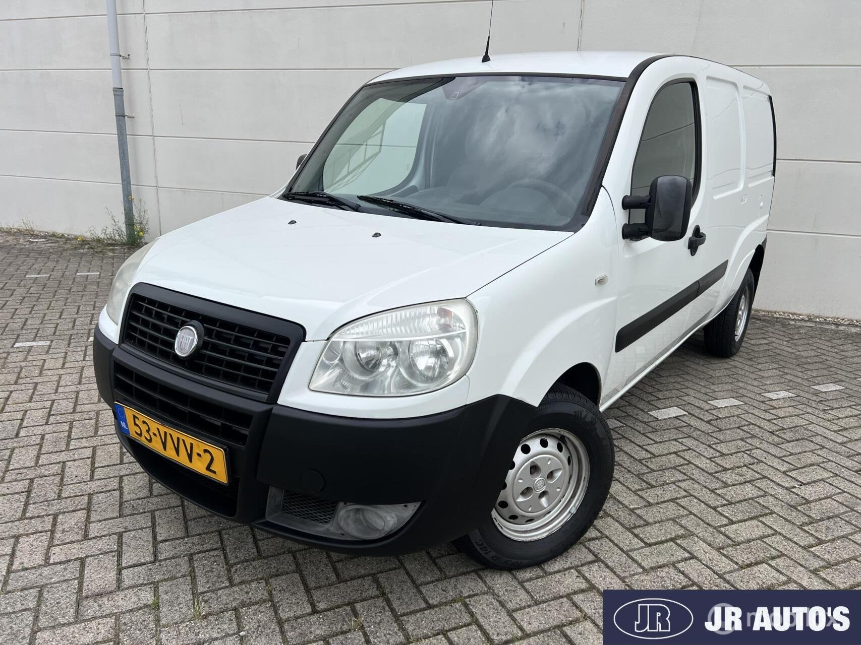 Fiat Doblo Cargo 1.6 Comfort Maxi, Auto's, Bestelauto's, Voorwielaandrijving, Stof, Gebruikt, Zwart