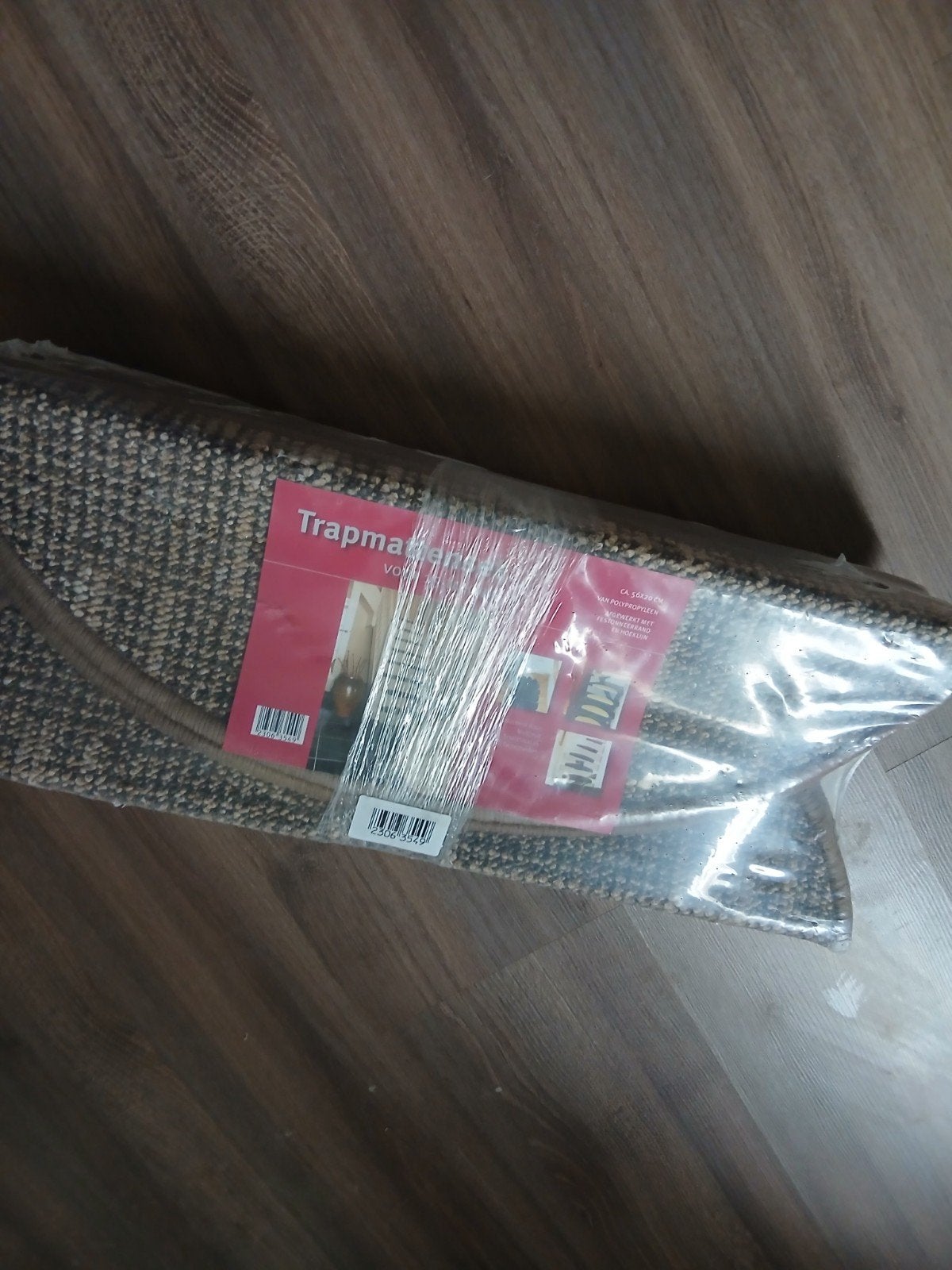 Nieuw trapmatten, Huis en Inrichting, Ophalen, Nieuw, Rond, 50 tot 100 cm