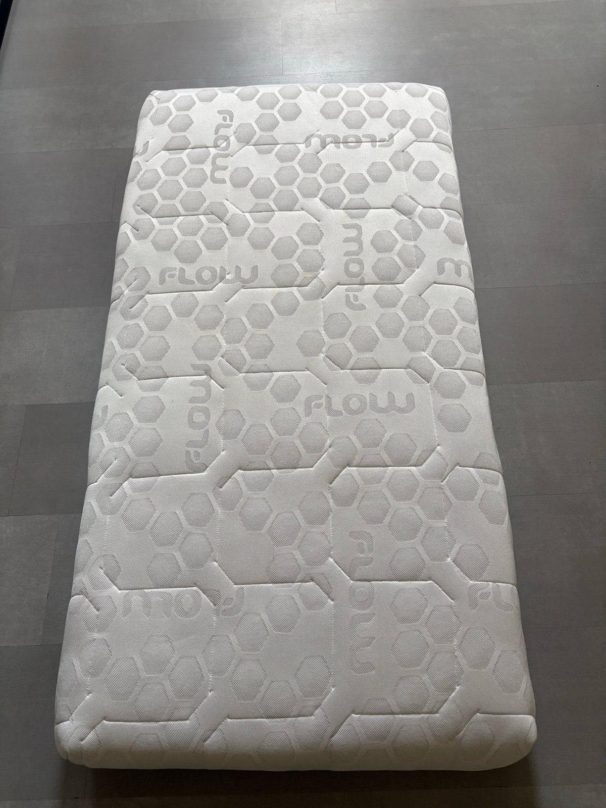 Kidsmill Flow Babymatras 60x120 - Ademend en Hygiënisch, Gebruikt, Matras, Eenpersoons, 70 cm of minder