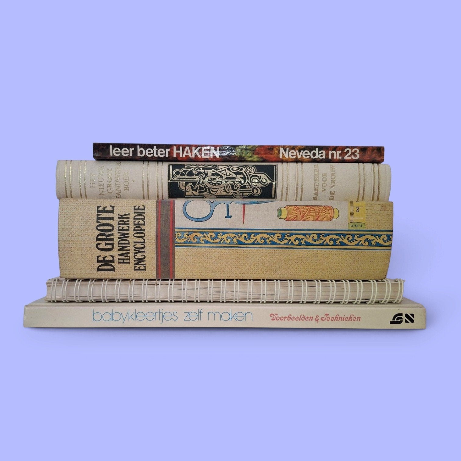 Vintage handwerkboeken – breien, haken, borduren en naaien, Ophalen of Verzenden, Gelezen, Breien en Haken