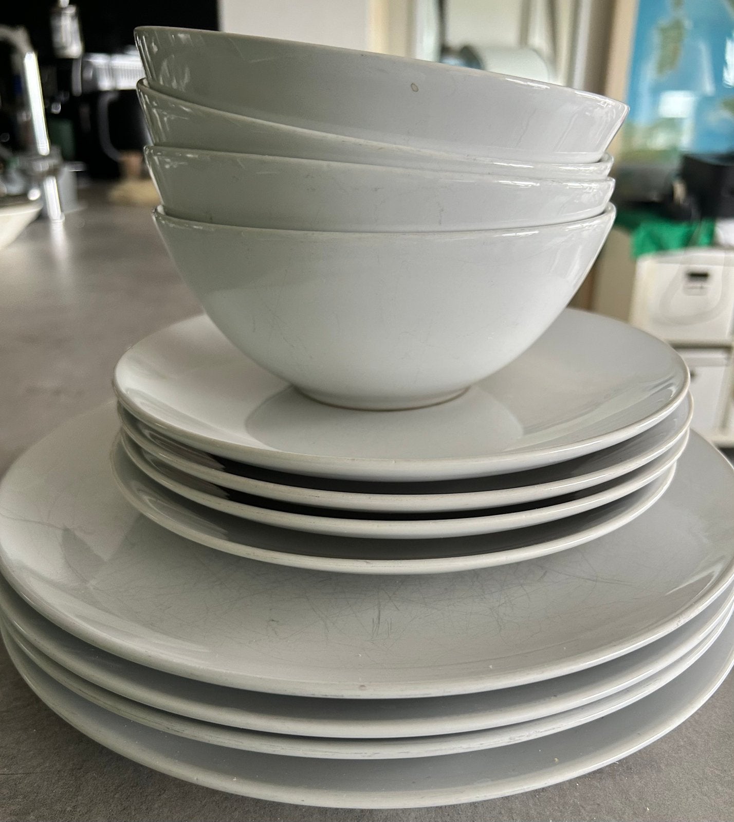 Ikea Fargrik 12-delig servies WIT, Gebruikt, Ophalen of Verzenden, Bord(en), Overige stijlen