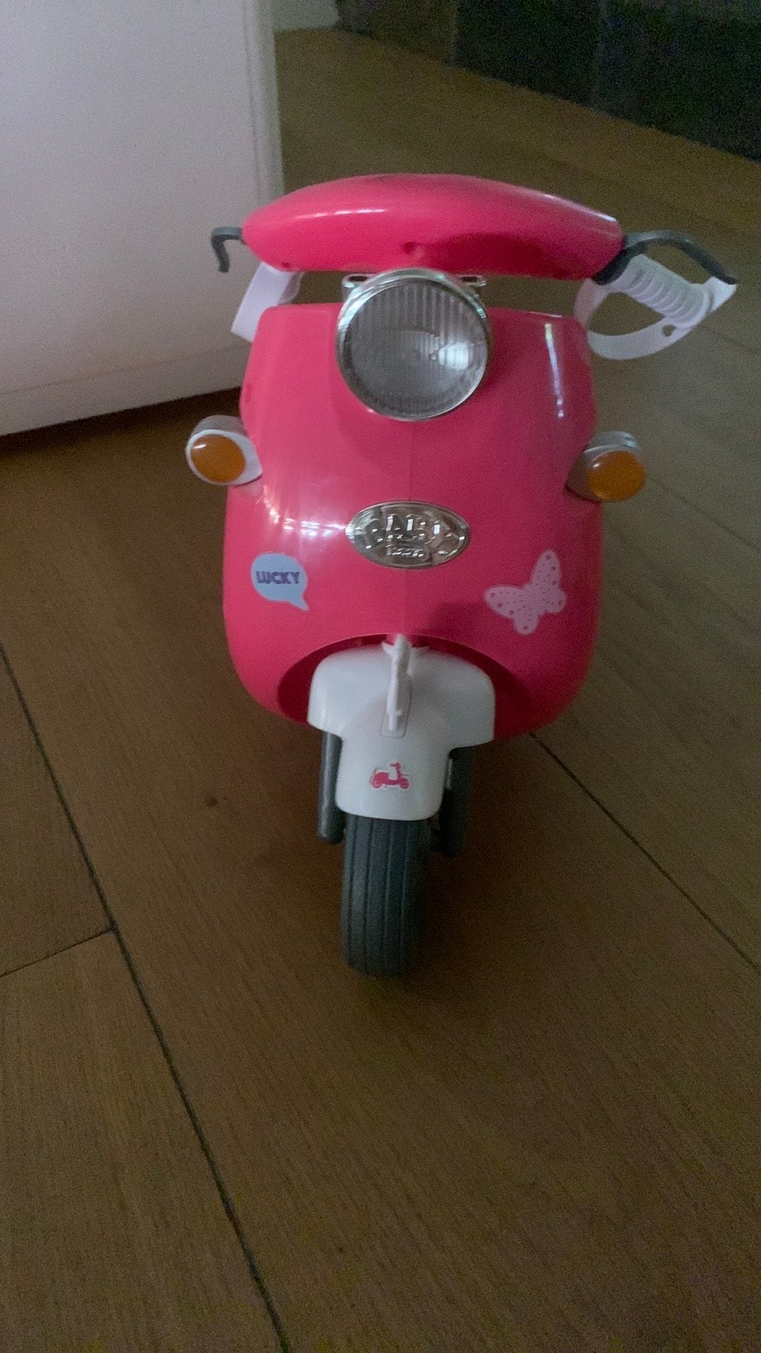 Baby born bestuurbare scooter, Kinderen en Baby's, Ophalen of Verzenden, Zo goed als nieuw, Babypop