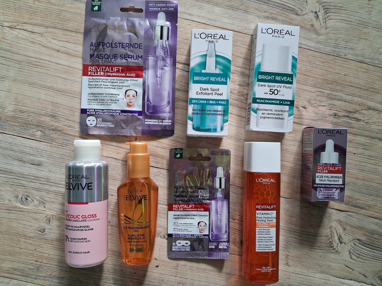 Nieuw/ongeopend pakket L'Oréal Revitalift en haar verzorging, Ophalen of Verzenden, Nieuw, Gehele gezicht