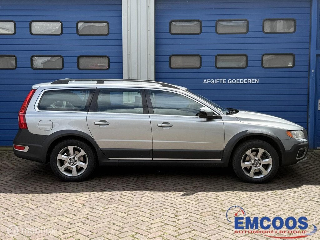 Volvo XC70 3.2 Summum * Airco * Automaaat * Youngtimer *, Auto's, Volvo, Automaat, 238 pk, XC70, Vierwielaandrijving