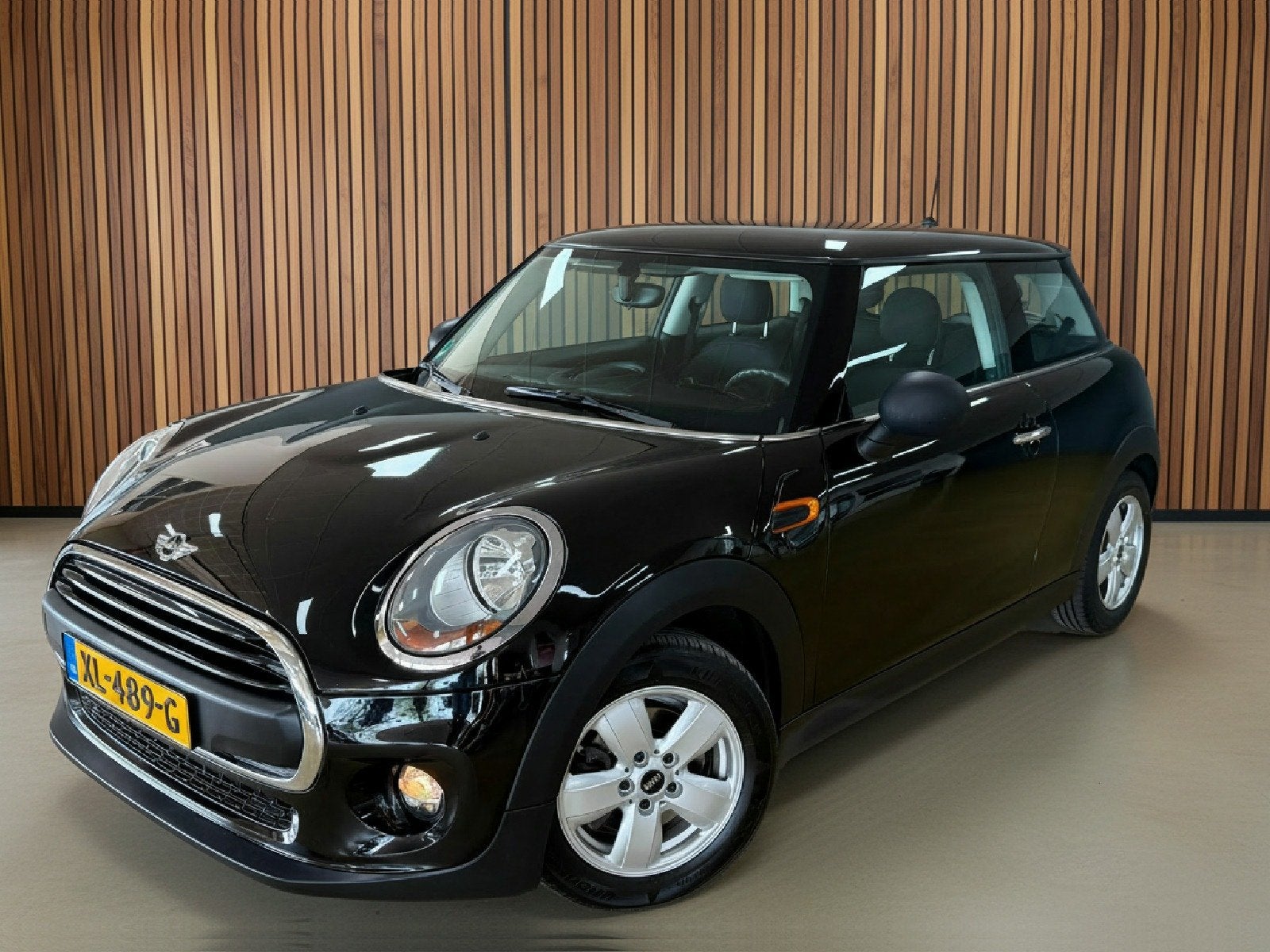 MINI 3-deurs 1.2 One | Airco | Stoelverwarming (bj 2015), Auto's, Voorwielaandrijving, Gebruikt, Euro 6, Start-stop-systeem