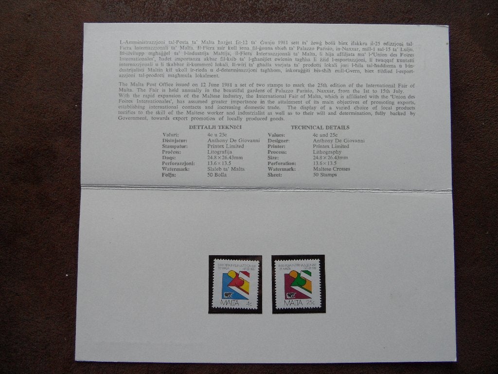 Postzegelmapje Malta – 25e  internationale beurs  r, Ophalen of Verzenden, Malta, Postfris