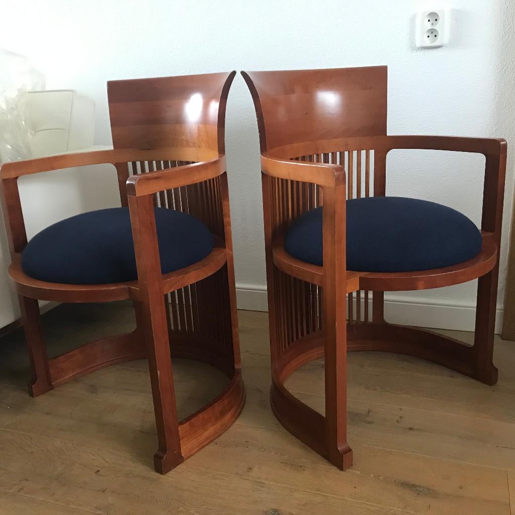 2 Cassina Frank Lloyd Wright 606 barrel stoelen stoel chairs, Huis en Inrichting, Stoelen, Ophalen, Gebruikt, Bruin, Nvt