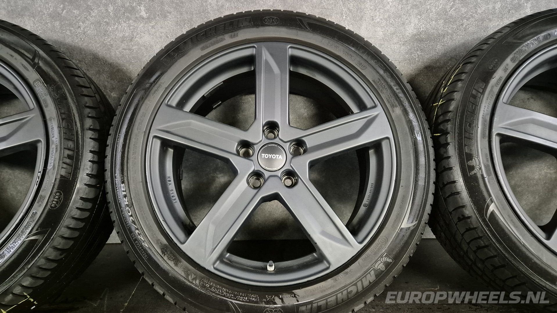 18 inch velgen Toyota C-HR zomerbanden Suzuki Grand Vitara, Auto-onderdelen, Banden en Velgen, 18 inch, Gebruikt, -, -