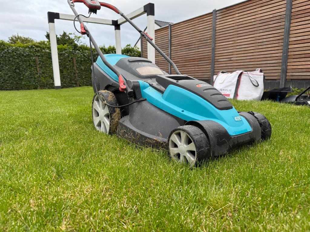 Gardena PowerMax 42 E grasmaaier in goede staat, Ophalen, Cirkelmaaier, Gebruikt, 40 t/m 49 cm