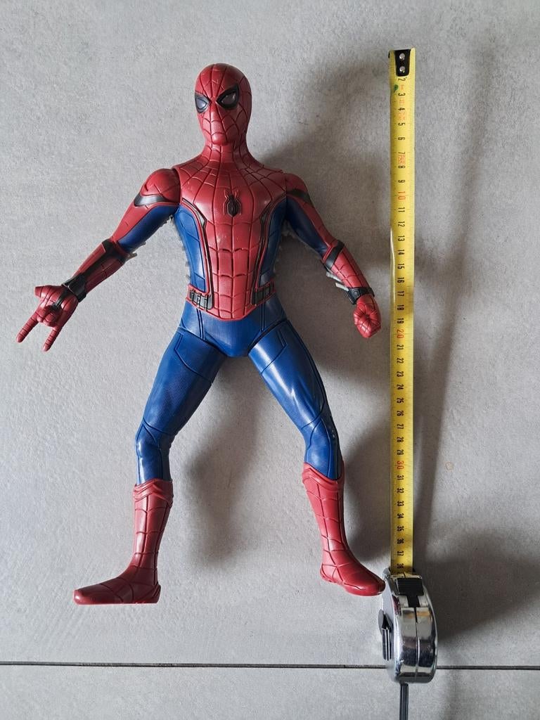 Spiderman 38 cm groot, Kinderen en Baby's, Speelgoed | Actiefiguren, Ophalen of Verzenden