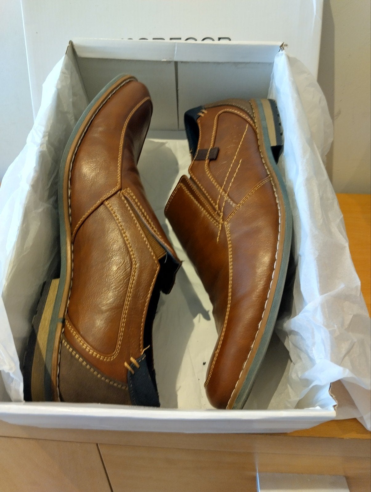 Herenschoenen maat 44, praktisch ongedragen. Merk Venice., Ophalen of Verzenden, Zo goed als nieuw