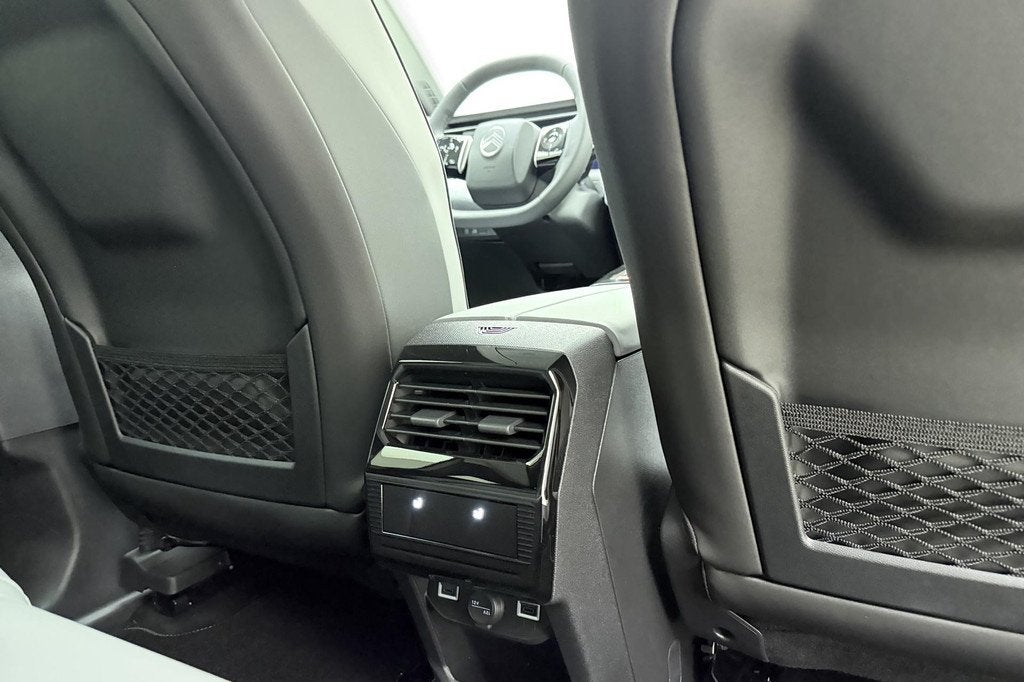 Citroen C5 Aircross 1.6 Plug-In Hybrid 195 Max | DEMO | Stoe, 1849 kg, 4 cilinders, C5 Aircross, Leder en Stof
