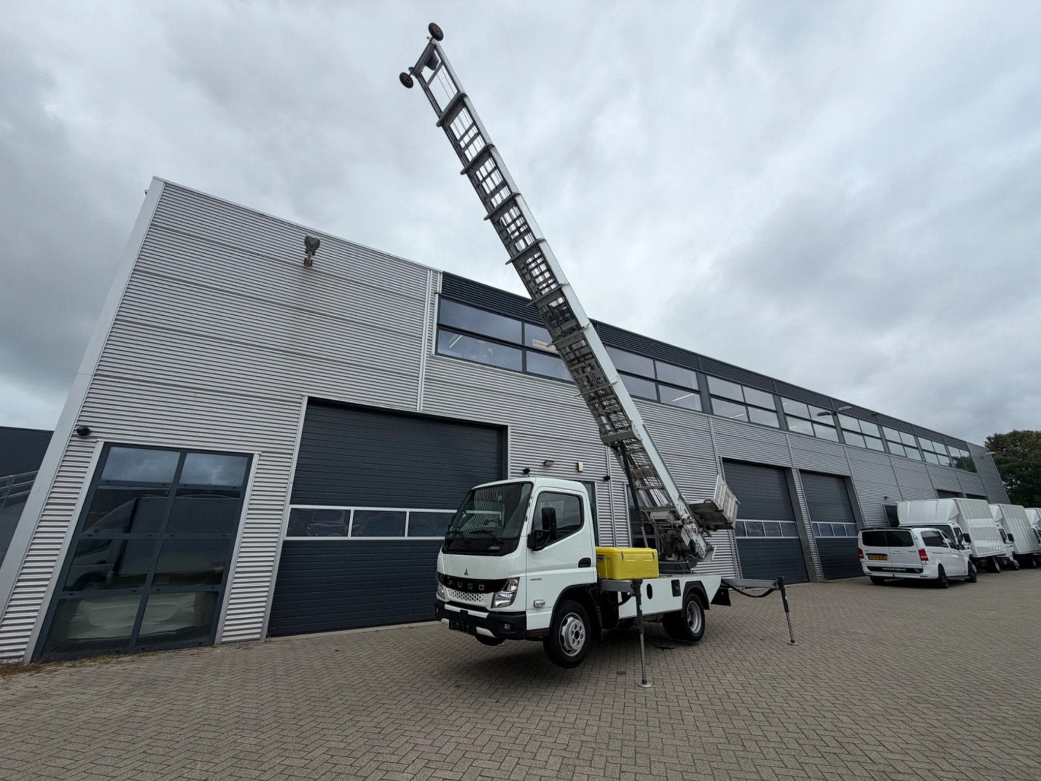 FUSO Canter 3S15 Verhuis/Ladder 30M Böcker Lift EURO 6 3x o, Gebruikt, Euro 6, FUSO, Wit