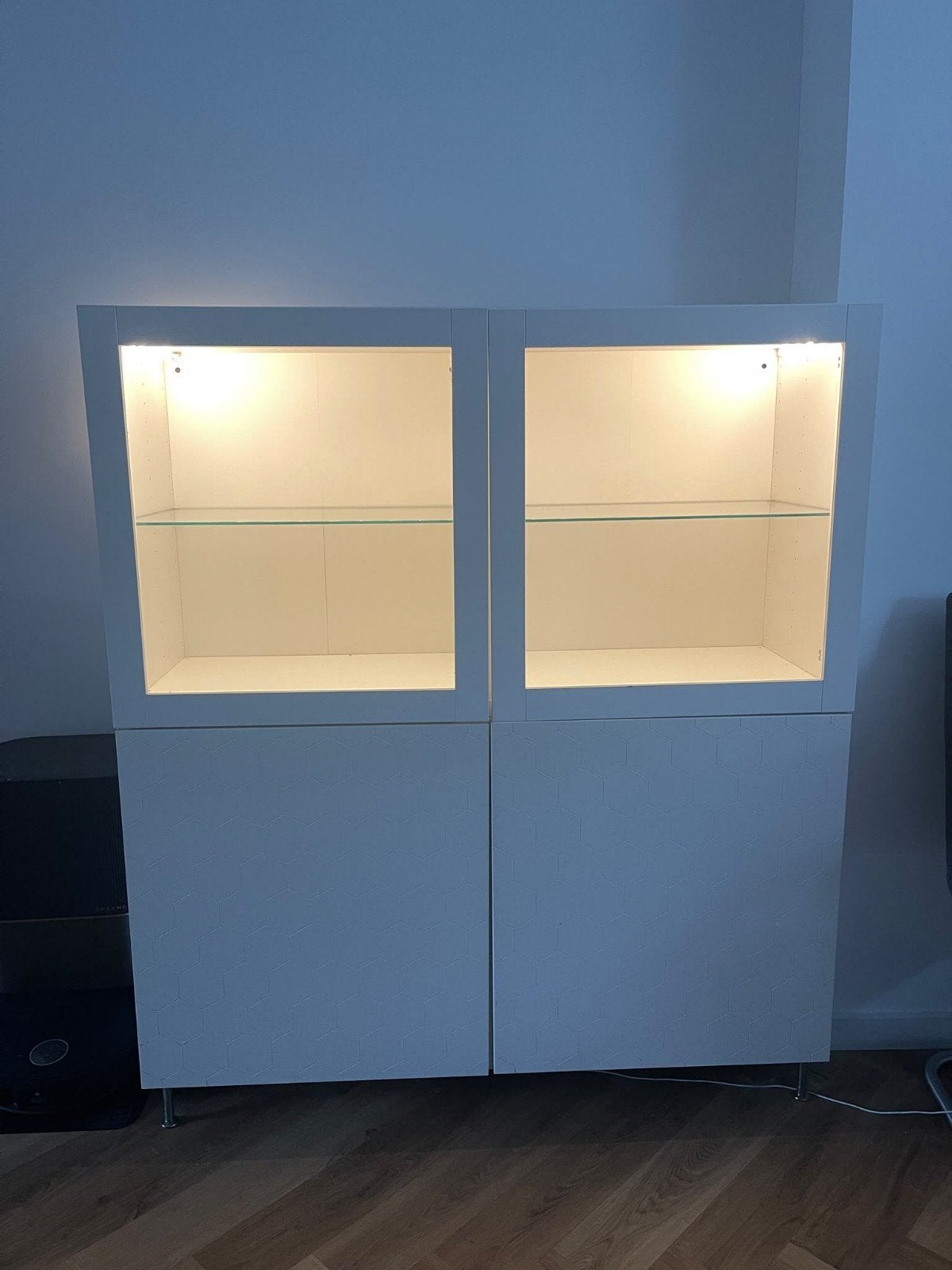 Besta Kast incl Verlichting, Ophalen, Gebruikt, 100 tot 150 cm, 100 tot 150 cm