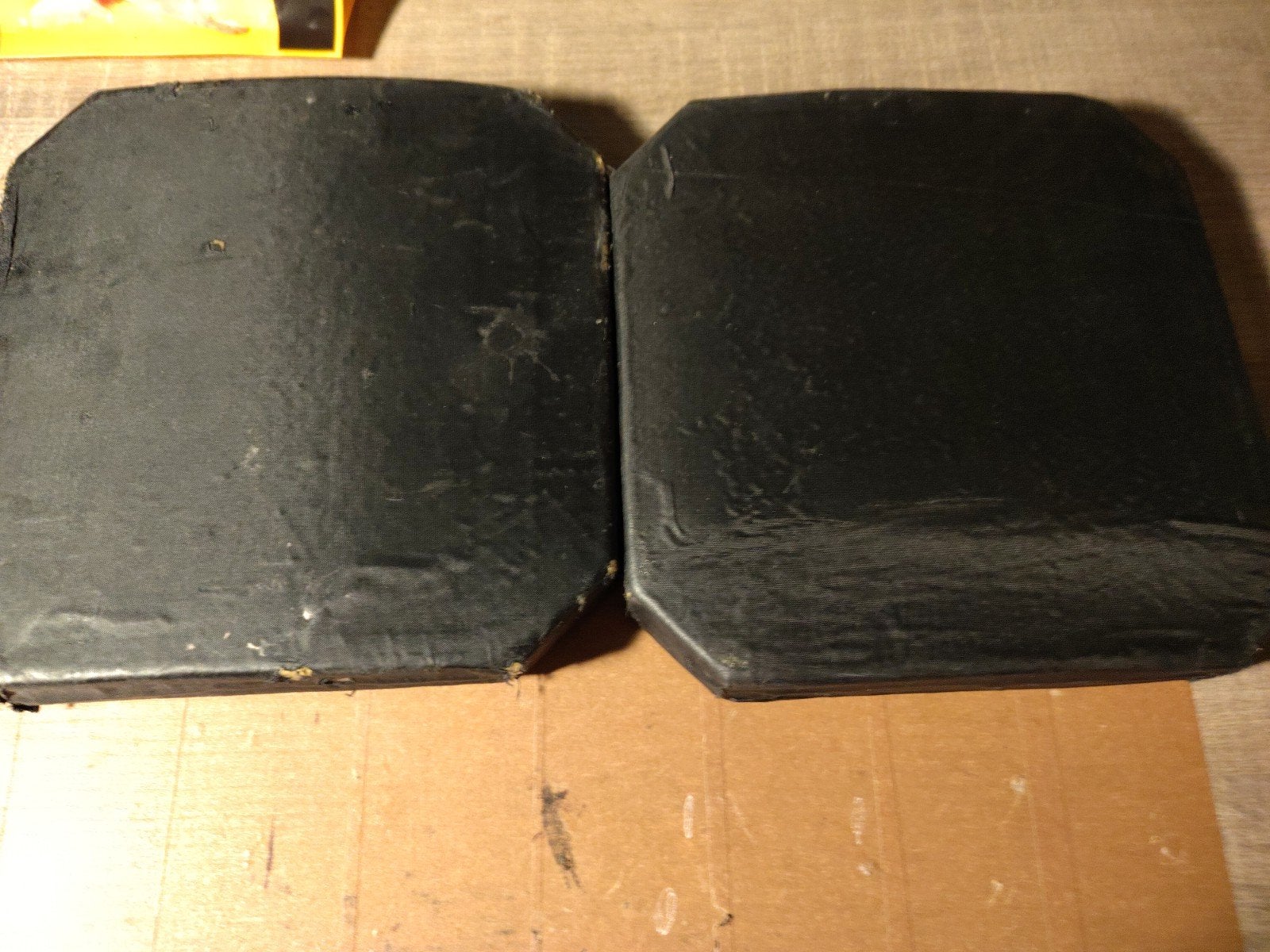 2 lvl4 ballistische zij platen keramisch + Dyneema, Ophalen of Verzenden, Landmacht, Overige gebieden, Kleding of Schoenen