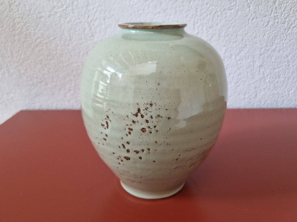 Mobach Keramiek vaas nummer 615 groen. 17 cm hoog., Ophalen of Verzenden
