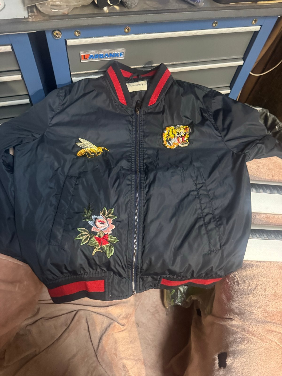 Gucci bomberjack met borduursels - Maat L, Ophalen of Verzenden, Zo goed als nieuw, Maat 52/54 (L), Blauw